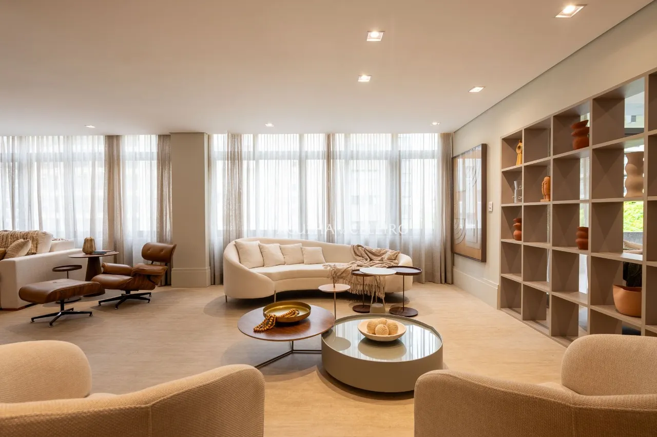 Apartamento reformado e mobiliado no Jardim América – 17094