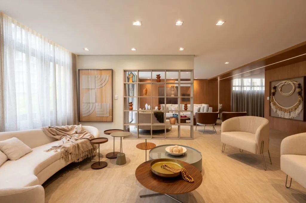 Apartamento reformado e mobiliado no Jardim América – 17094