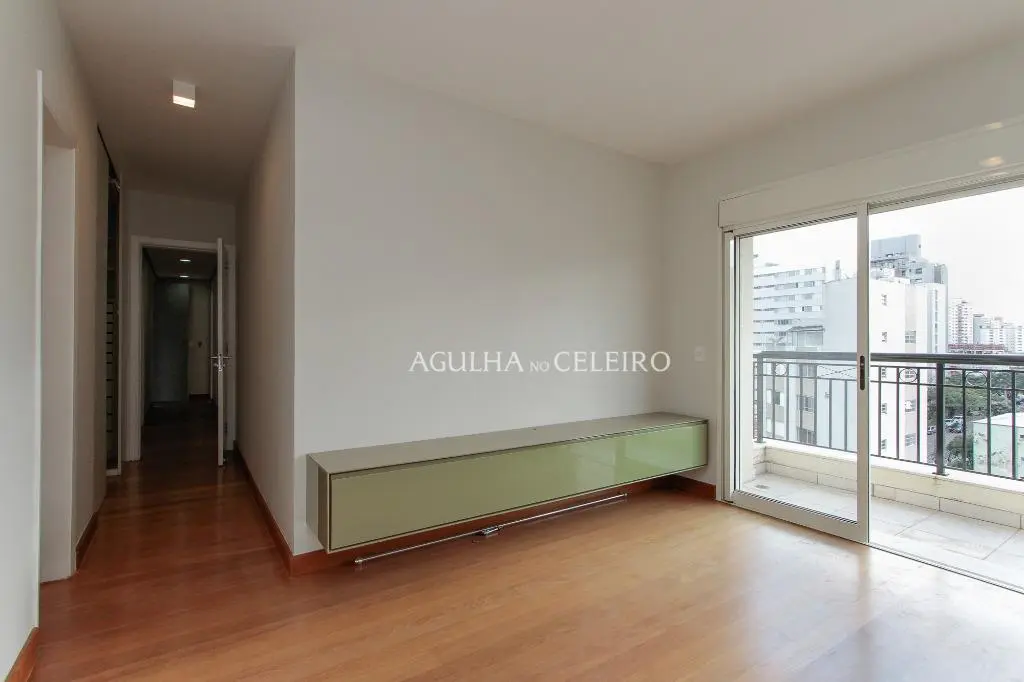 Apartamento com vista livre à venda na Vila Madalena – AP4662