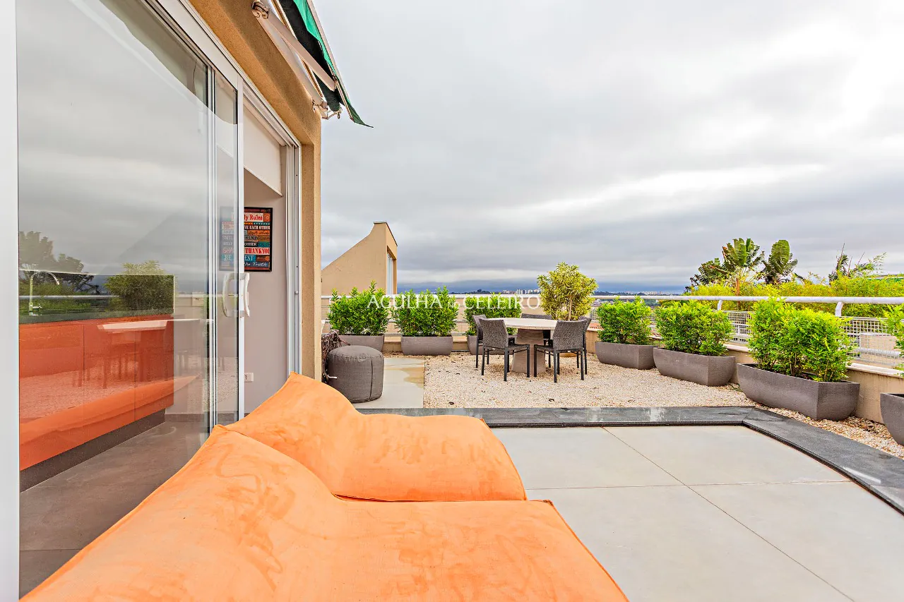 Casa em condomínio fechado em uma das melhores ruas da Vila Madalena. – CA0464