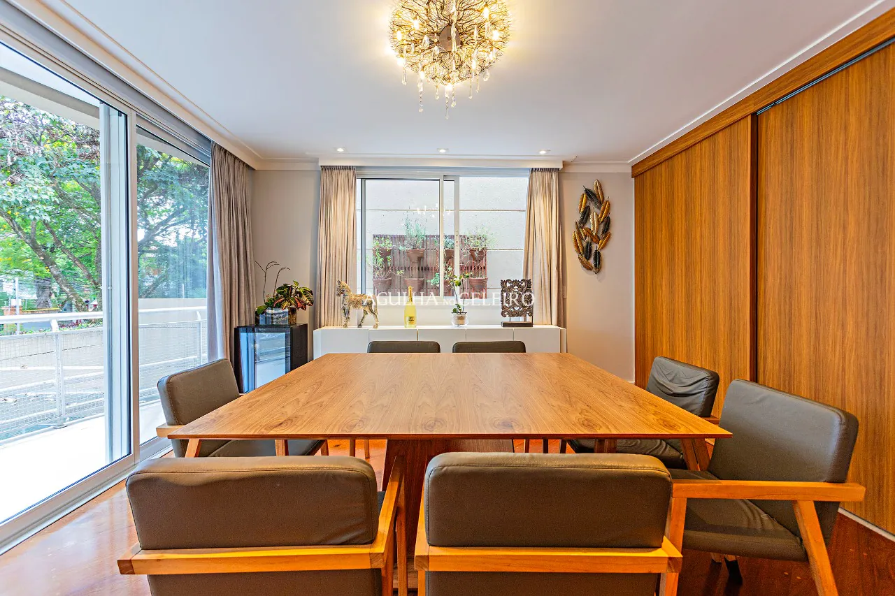 Casa em condomínio fechado em uma das melhores ruas da Vila Madalena. – CA0464