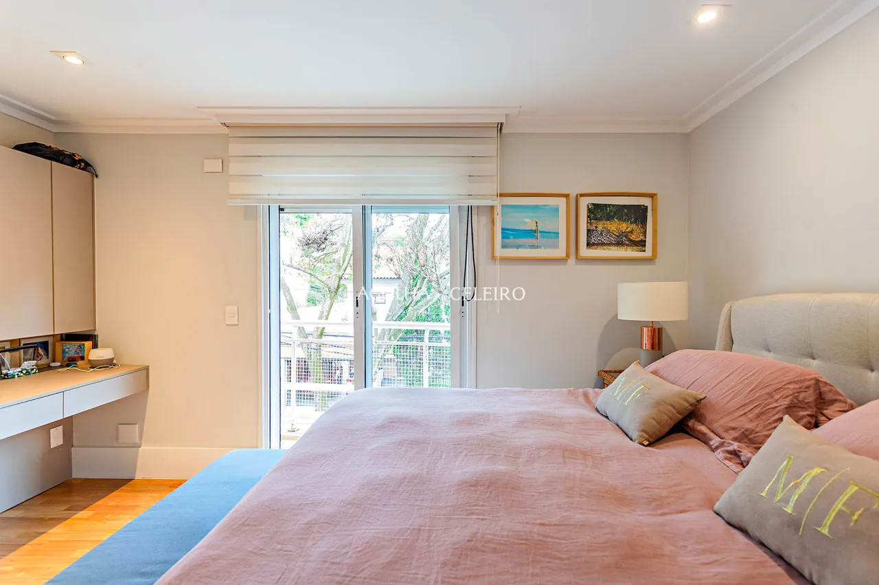 Casa em condomínio fechado em uma das melhores ruas da Vila Madalena. – CA0464