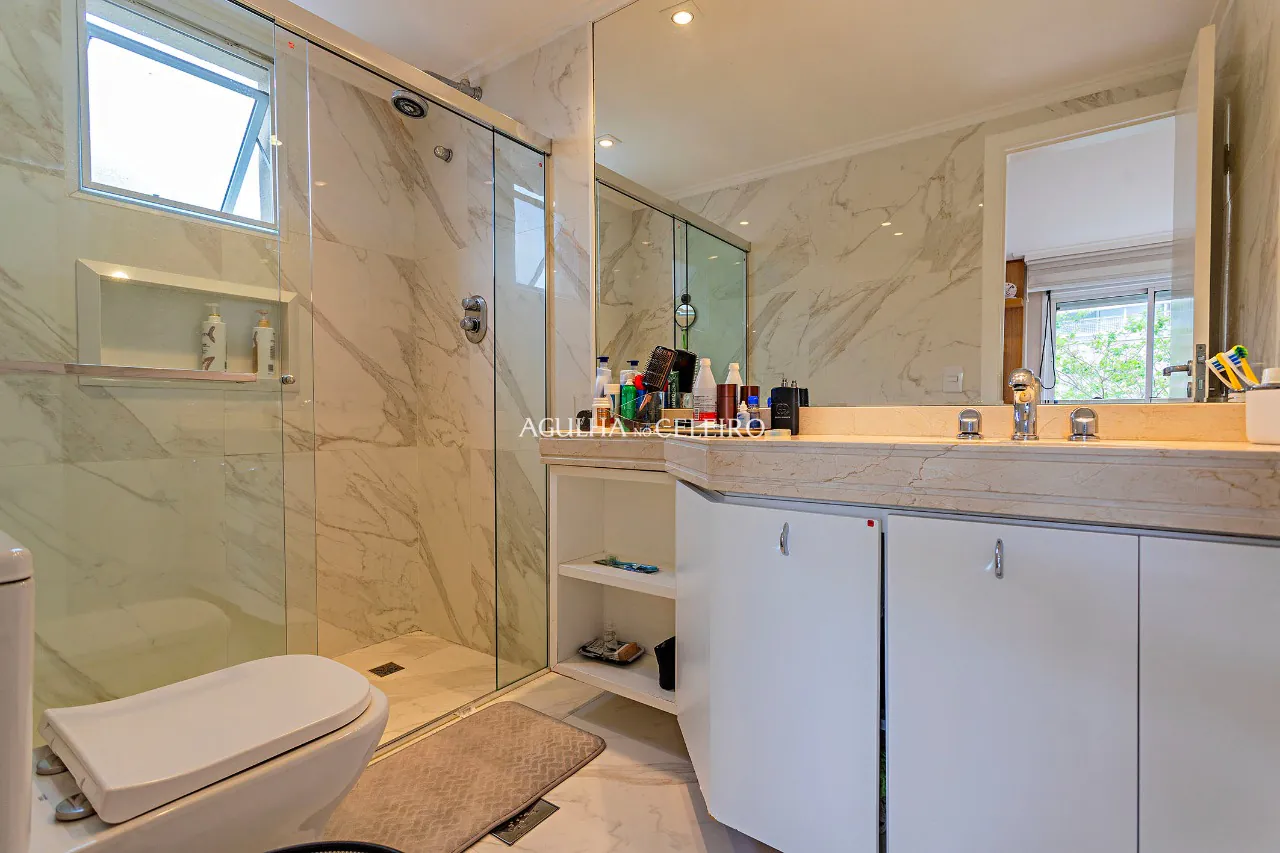 Casa em condomínio fechado em uma das melhores ruas da Vila Madalena. – CA0464