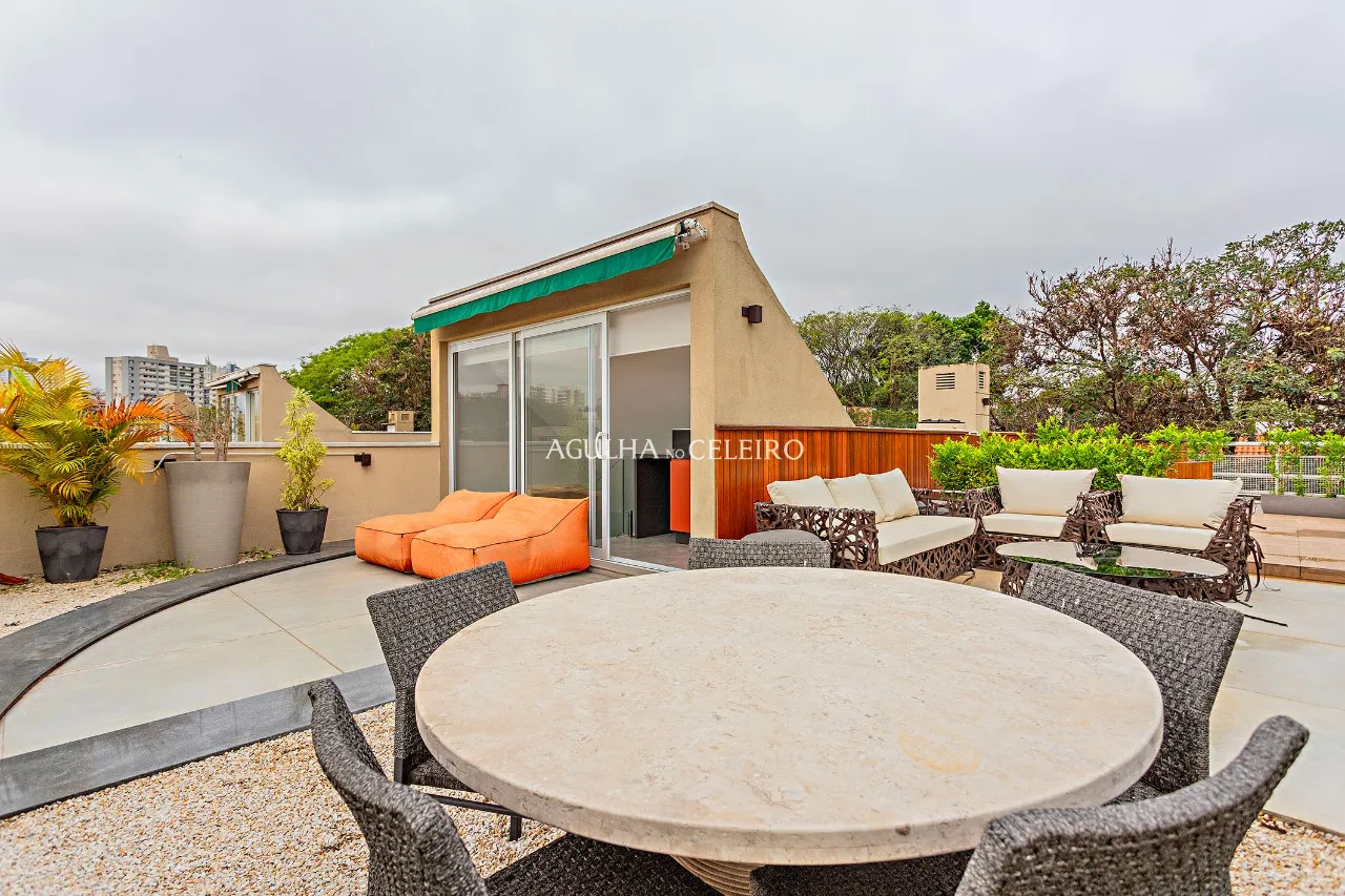 Casa em condomínio fechado em uma das melhores ruas da Vila Madalena. – CA0464