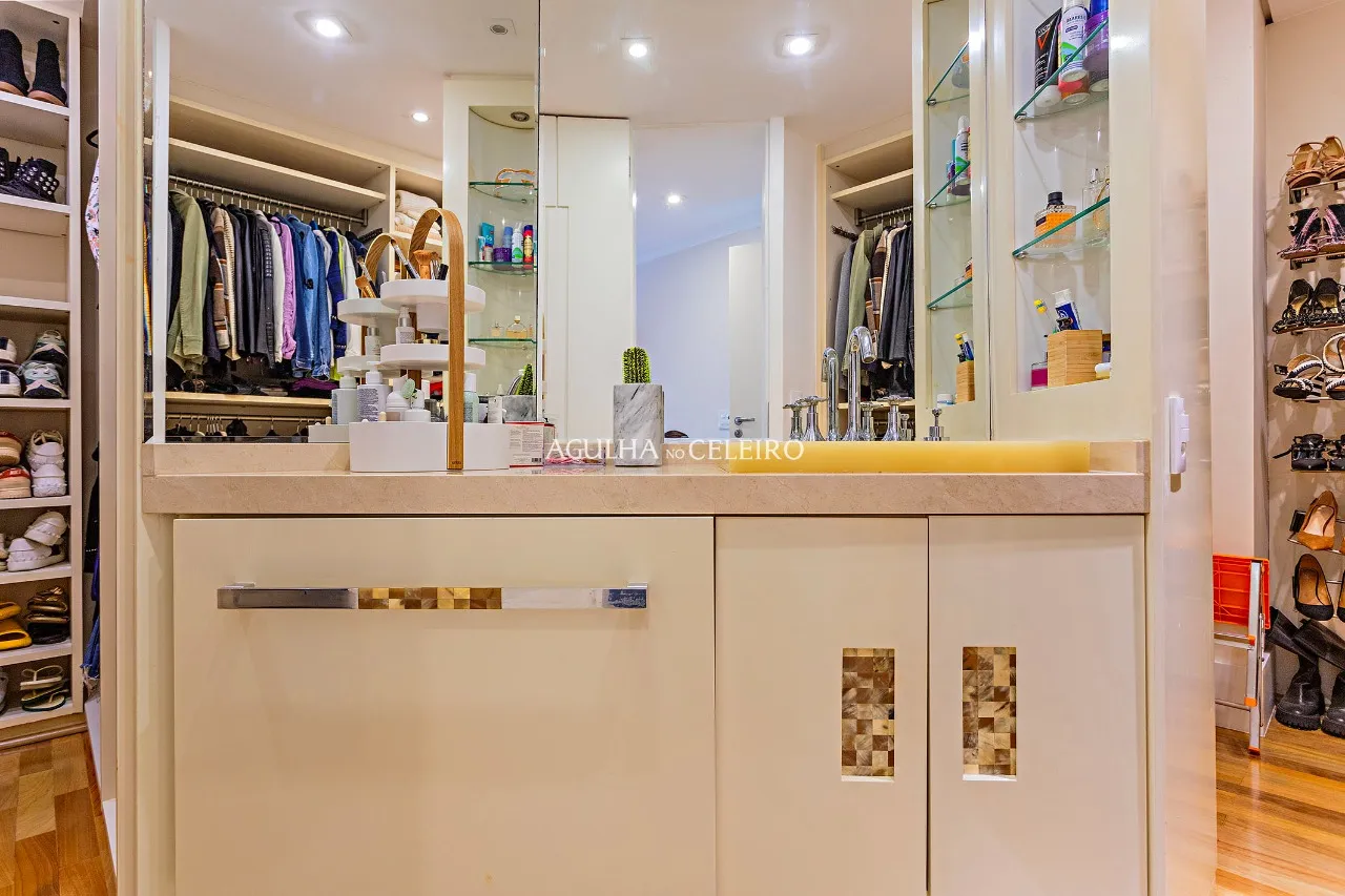 Casa em condomínio fechado em uma das melhores ruas da Vila Madalena. – CA0464