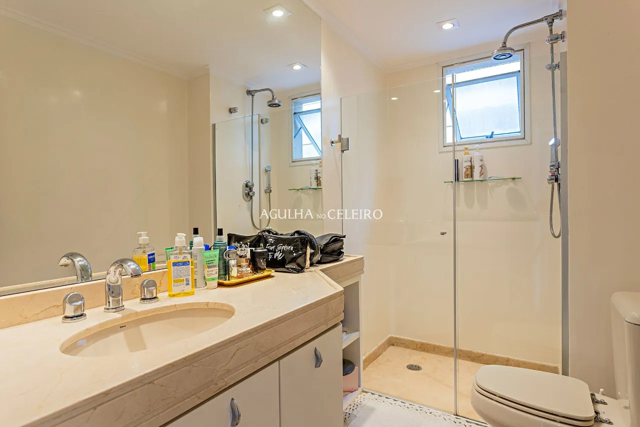 Casa em condomínio fechado em uma das melhores ruas da Vila Madalena. – CA0464