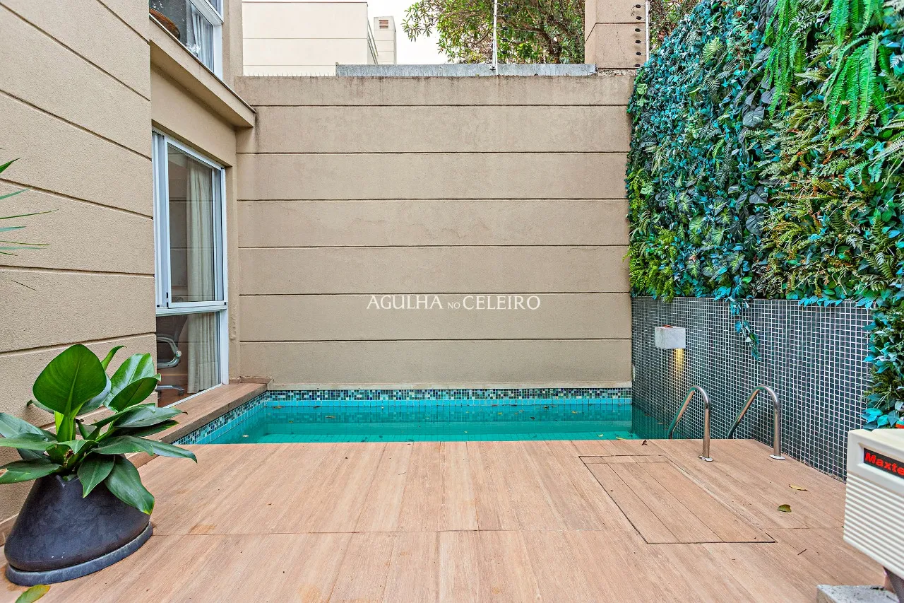 Casa em condomínio fechado em uma das melhores ruas da Vila Madalena. – CA0464