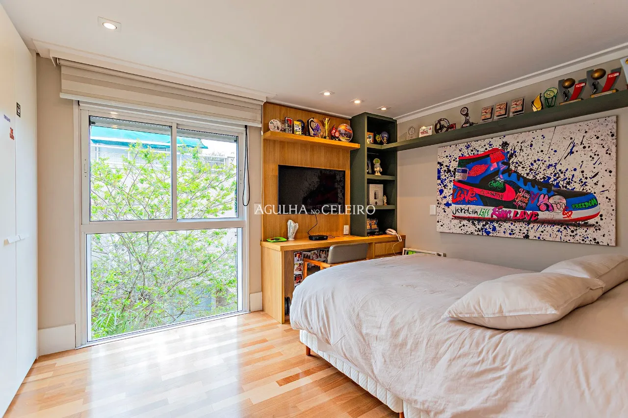 Casa em condomínio fechado em uma das melhores ruas da Vila Madalena. – CA0464