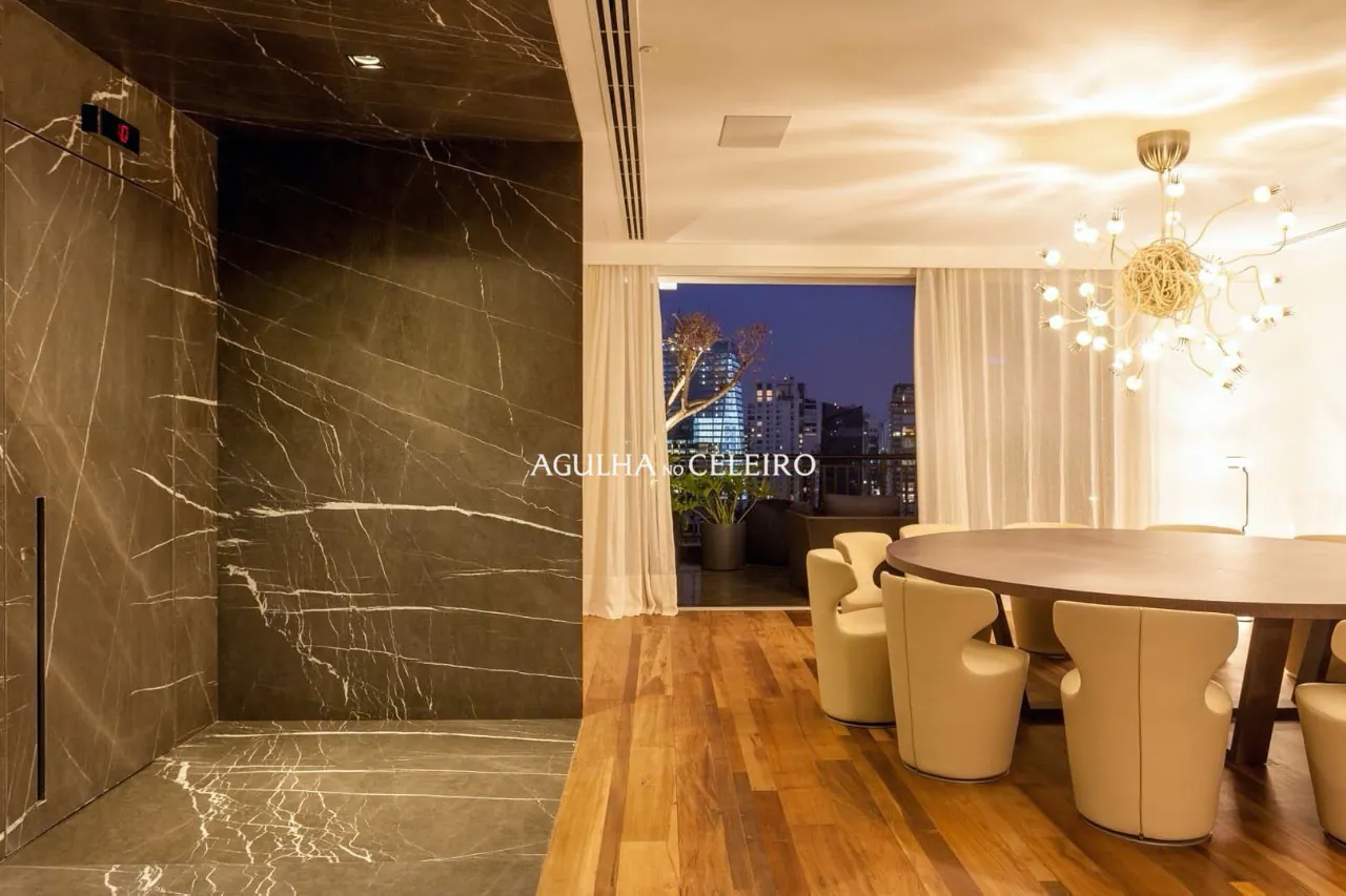 Cobertura triplex espetacular na melhor localização do bairro. – CO0074