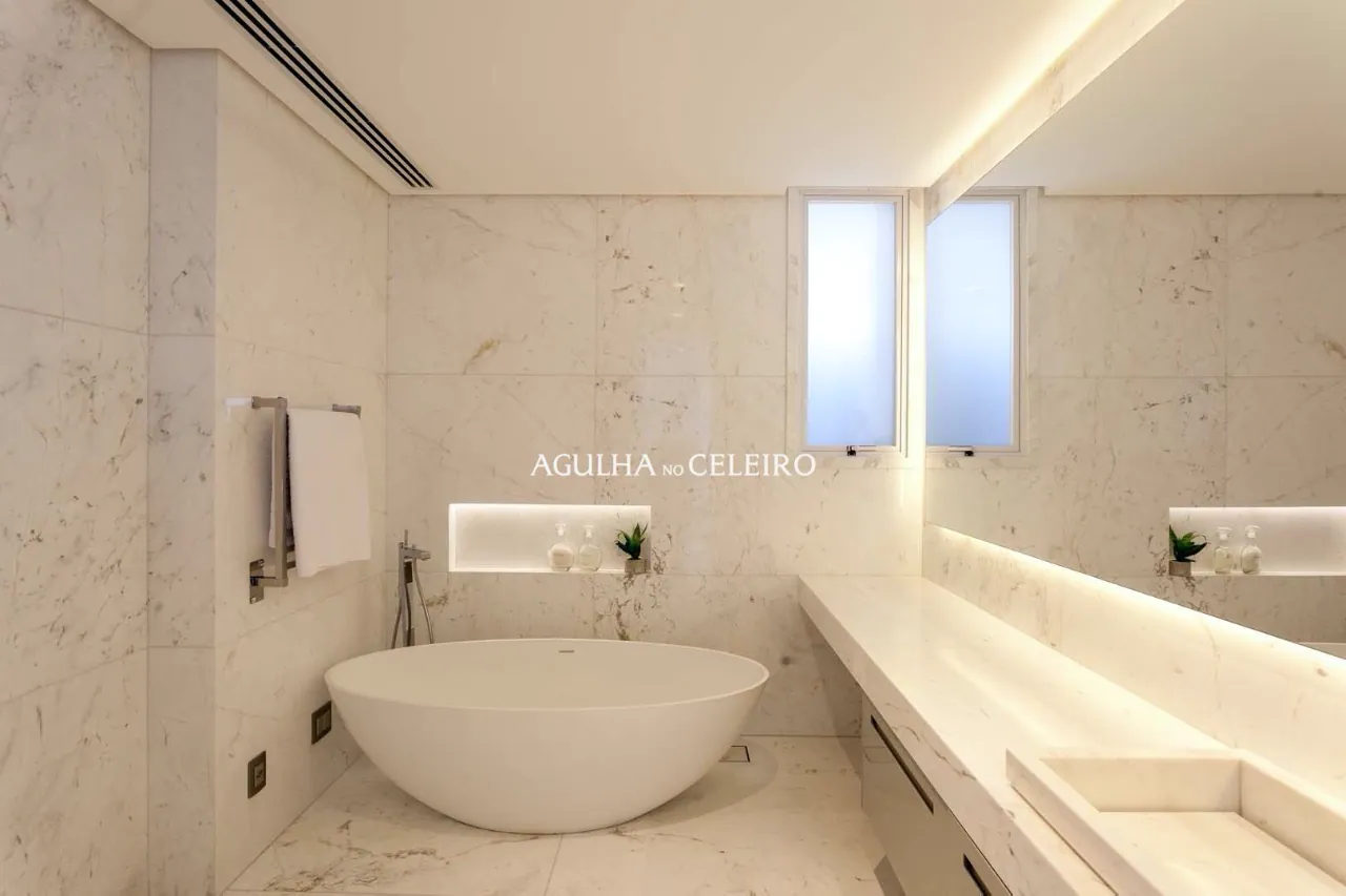 Cobertura triplex espetacular na melhor localização do bairro. – CO0074