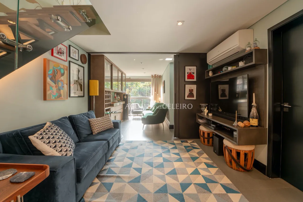 Cobertura toda reformada na Vila Madalena. – CO0469