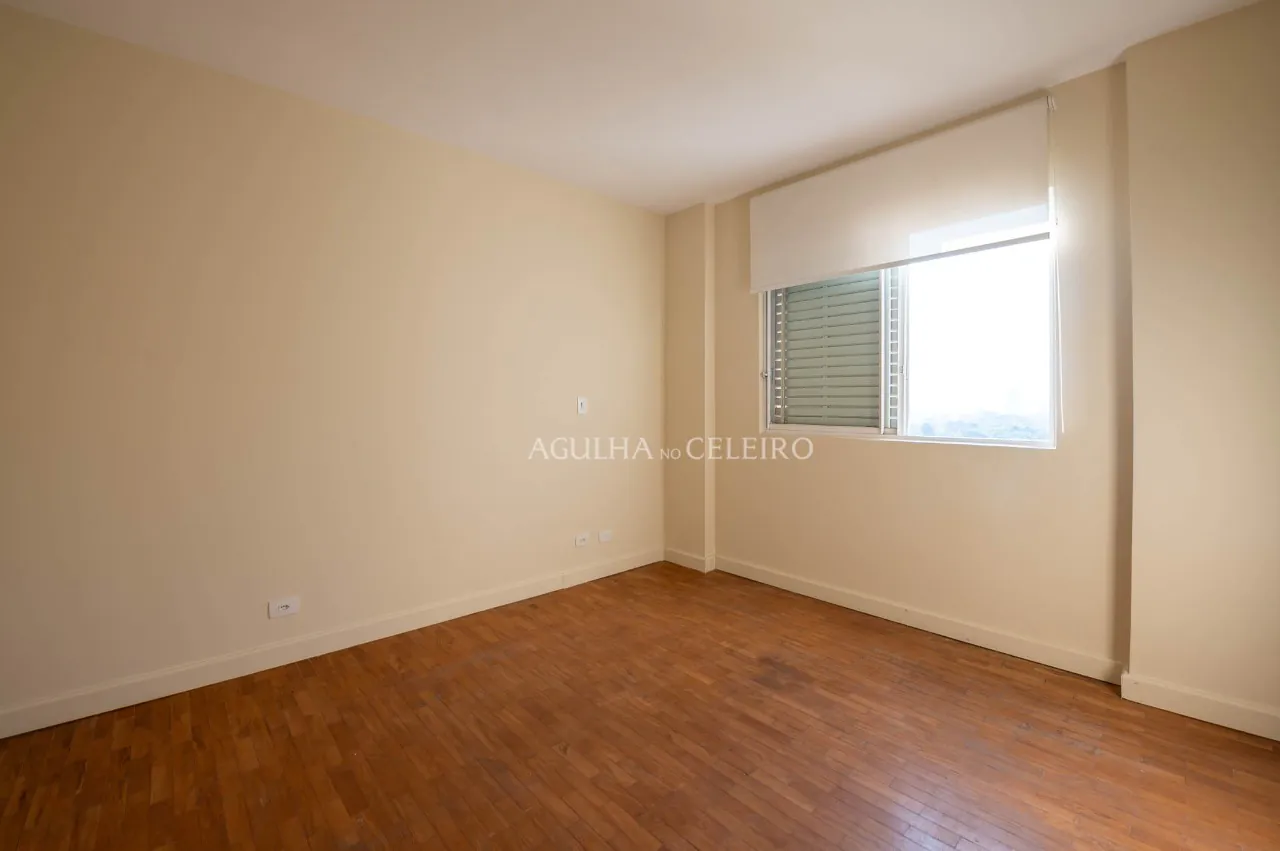 apartamento-com-varanda-no-itaim-em-rua-tranquila-17276-12