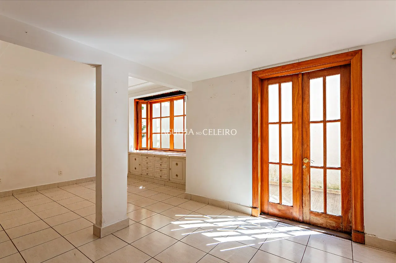 casa-com-jardim-para-locacao-e-venda-no-jardim-paulista-17096-11