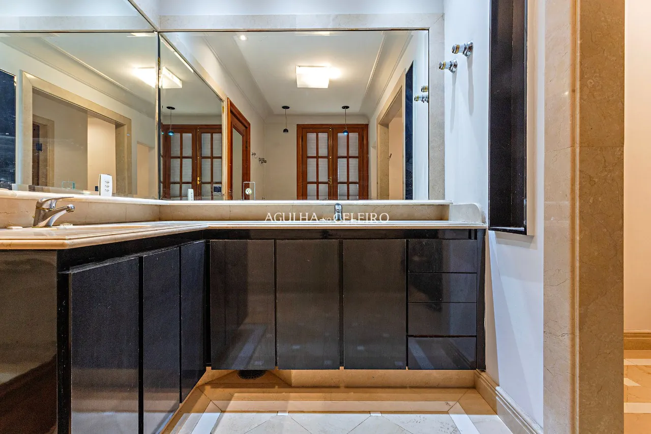 casa-com-jardim-para-locacao-e-venda-no-jardim-paulista-17096-13