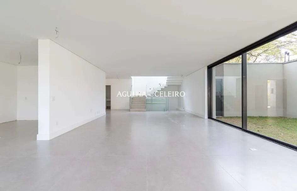 casa-em-condominio-localizada-em-rua-tranquila-e-super-arborizada-17247-4