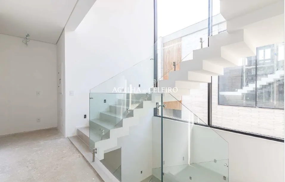 casa-em-condominio-localizada-em-rua-tranquila-e-super-arborizada-17247-9