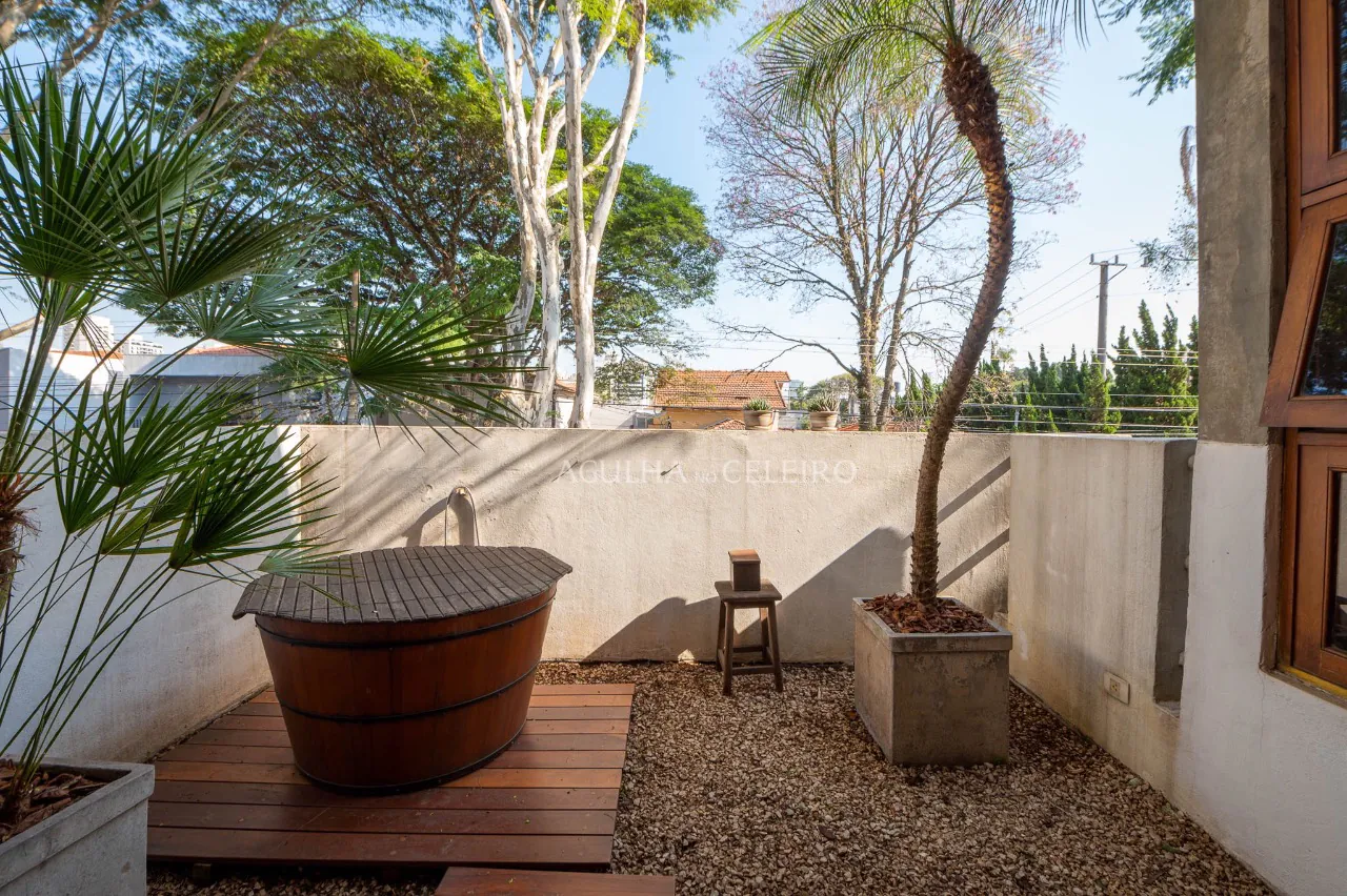 casa-especial-e-multifuncional-a-venda-no-brooklin-16864-12