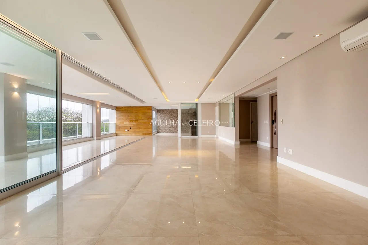 Apartamento à venda com vista para a copa das árvores em Pinheiros. – 10146