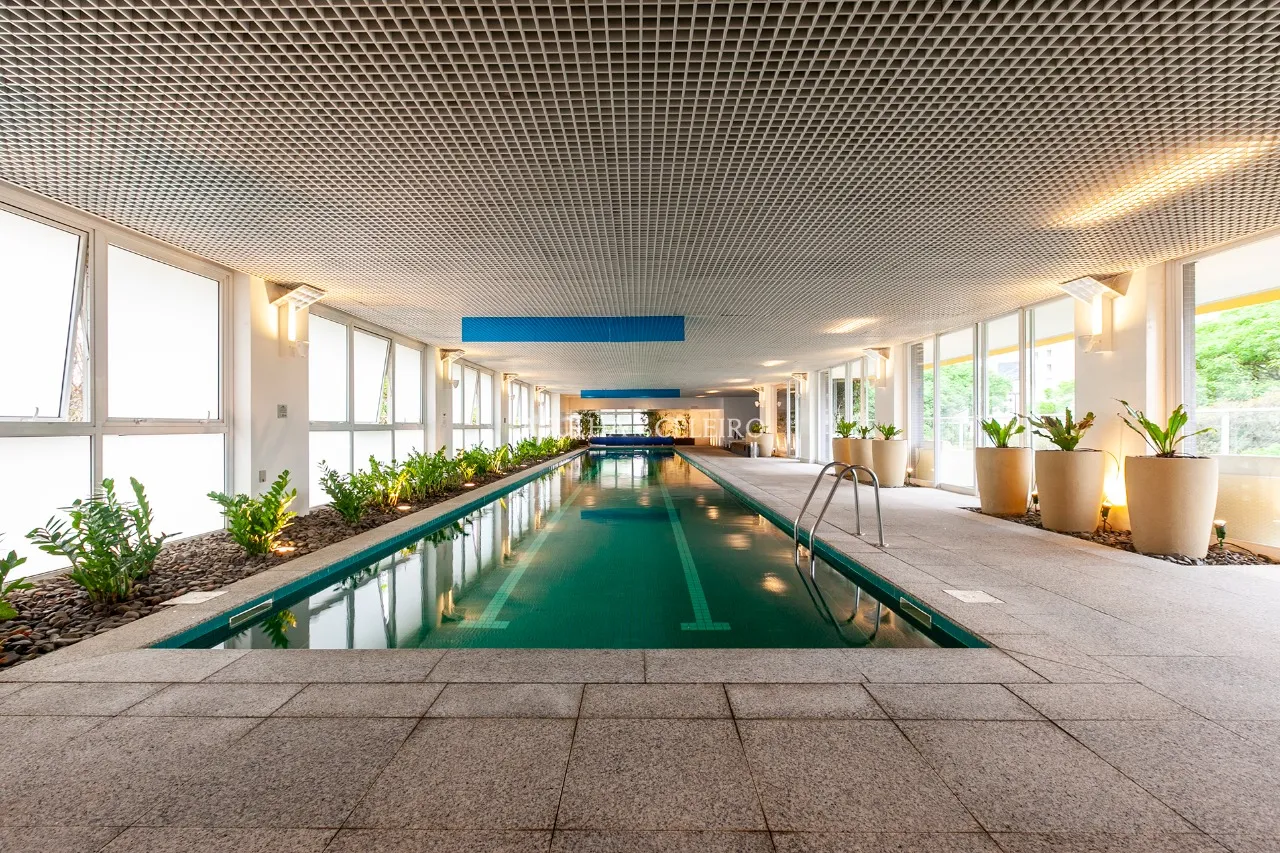 Apartamento à venda com vista para a copa das árvores em Pinheiros. – 10146