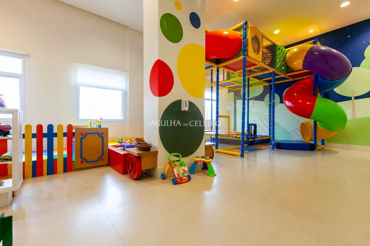 Apartamento à venda com vista para a copa das árvores em Pinheiros. – 10146