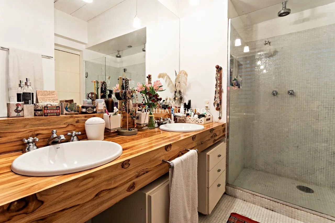 Um verdadeiro refúgio na Vila Madalena. – 13585