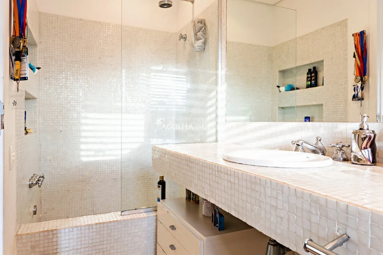 Um verdadeiro refúgio na Vila Madalena. – 13585