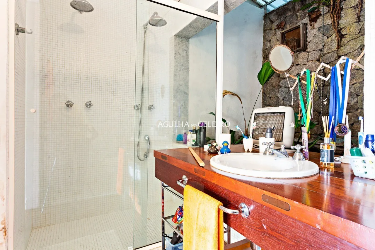 Um verdadeiro refúgio na Vila Madalena. – 13585