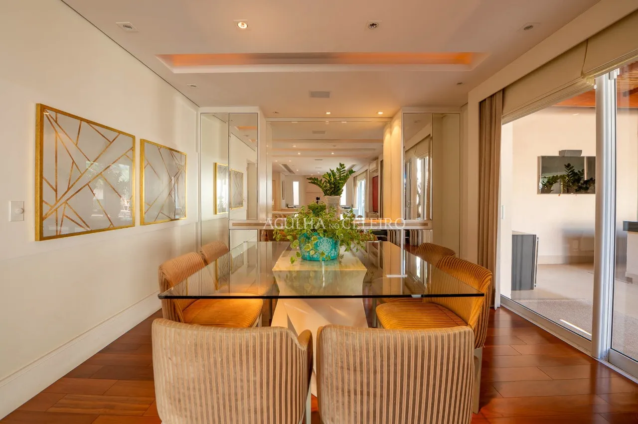 Linda casa com área gourmet à venda no Alto de Pinheiros – 16336