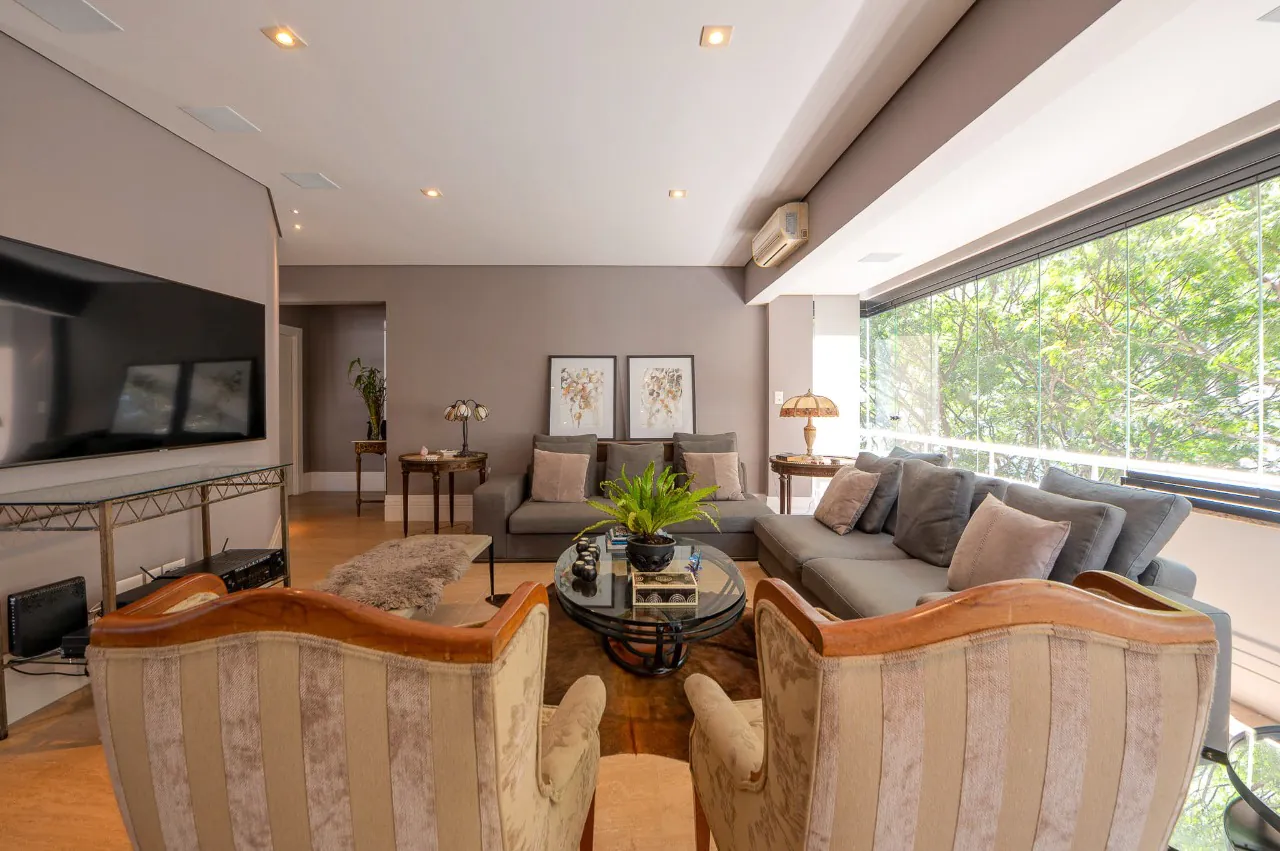 Apartamento à venda em Moema Pássaros – 17378