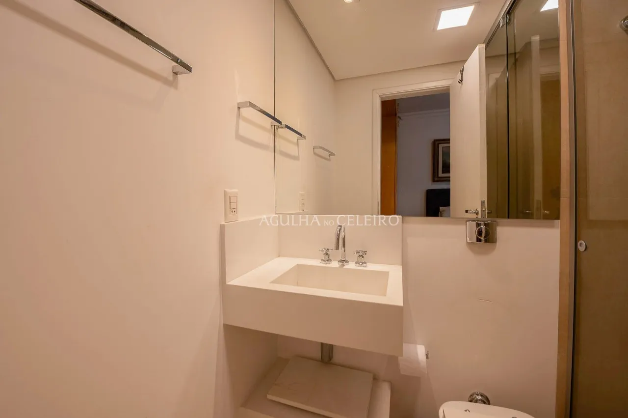 Apartamento à venda em Moema Pássaros – 17378