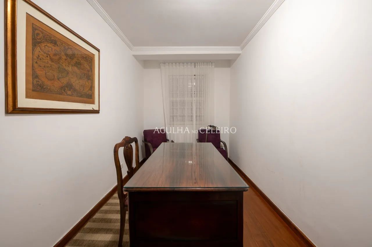 Casa clássica para venda no Jardim Europa. – CA0062