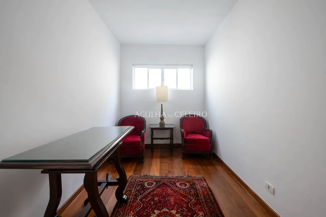 Casa clássica para venda no Jardim Europa. – CA0062