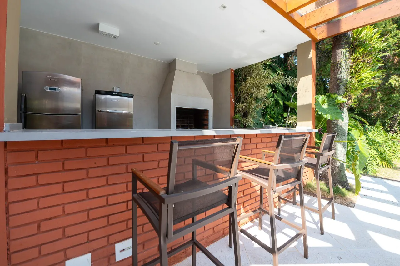 Casa térrea espetacular à venda em Alto de Pinheiros – CA0947