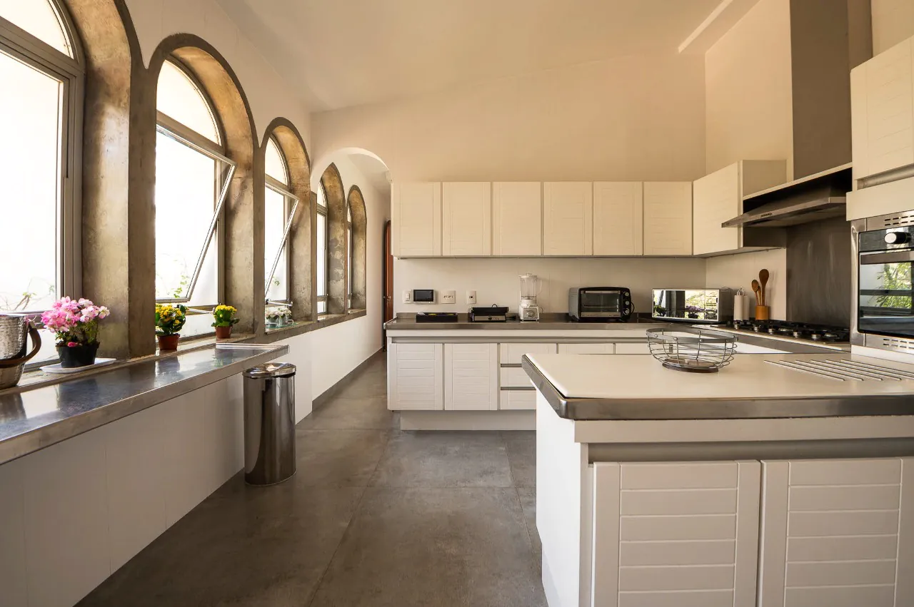 Casa térrea espetacular à venda em Alto de Pinheiros – CA0947