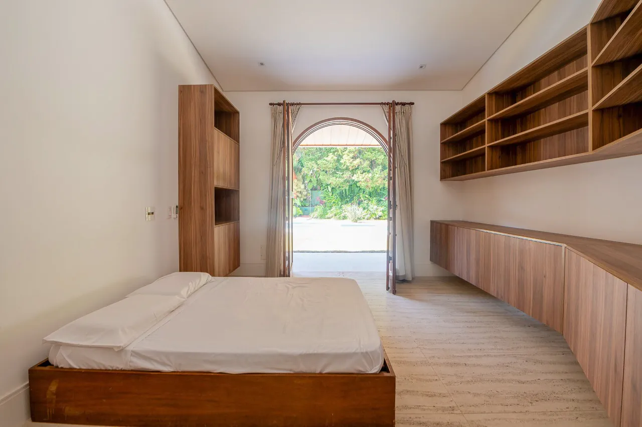 Casa térrea espetacular à venda em Alto de Pinheiros – CA0947