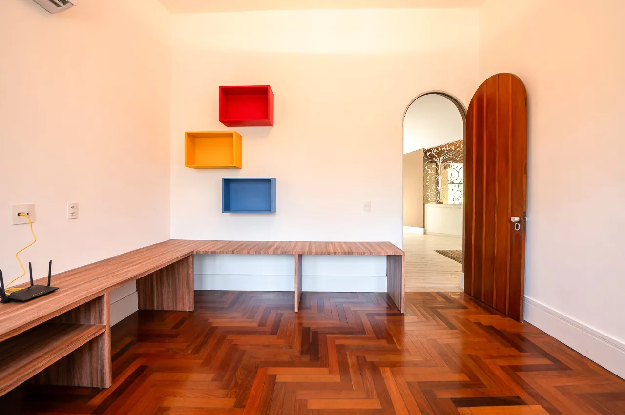 Casa térrea espetacular à venda em Alto de Pinheiros – CA0947