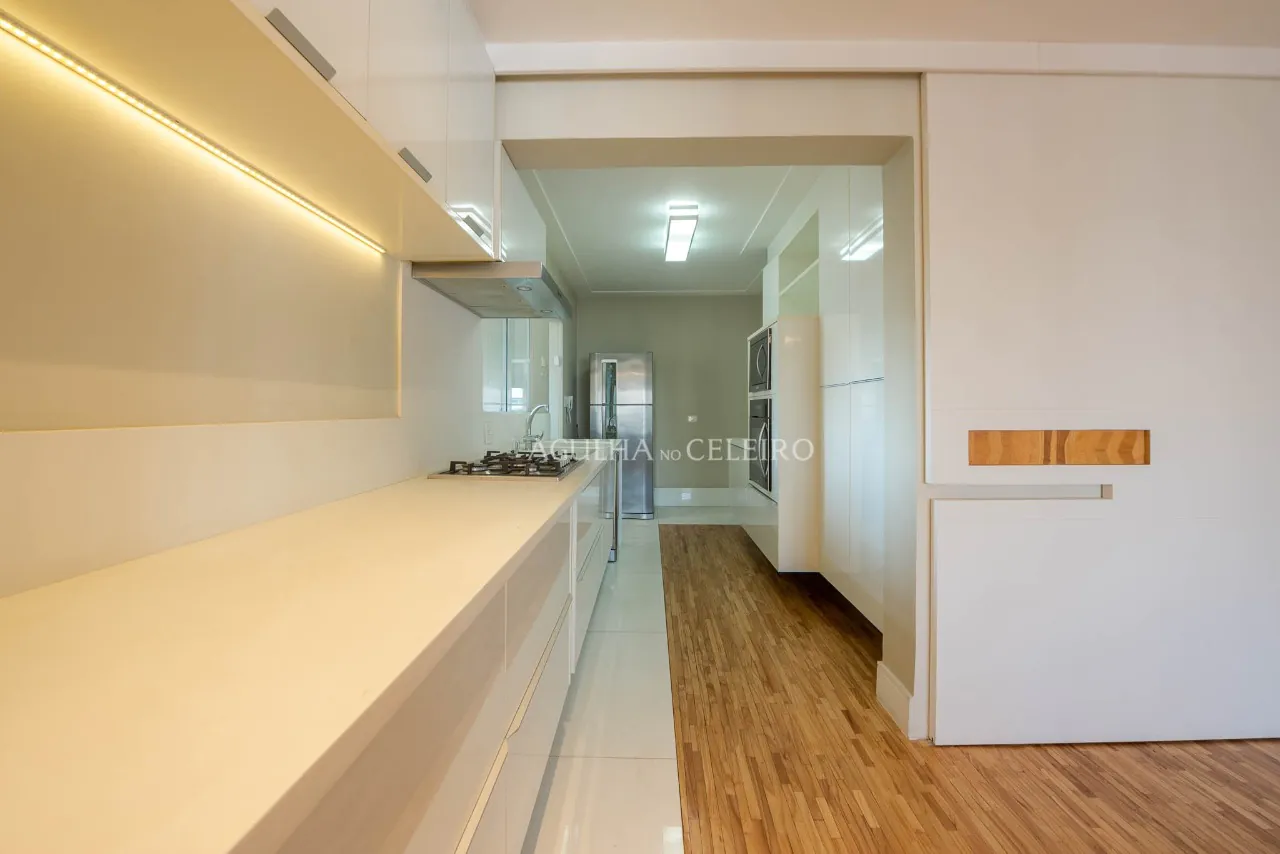 Cobertura em prédio tranquilo no Brooklin – CO0353