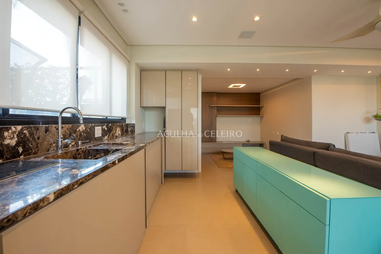 Cobertura em prédio tranquilo no Brooklin – CO0353