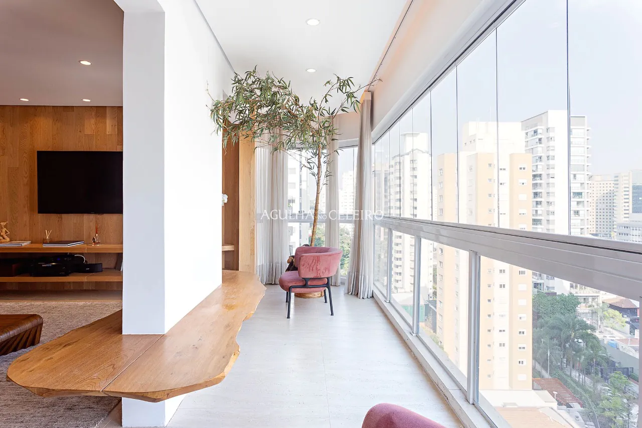 Cobertura pronta para morar à venda em Moema – CO0560