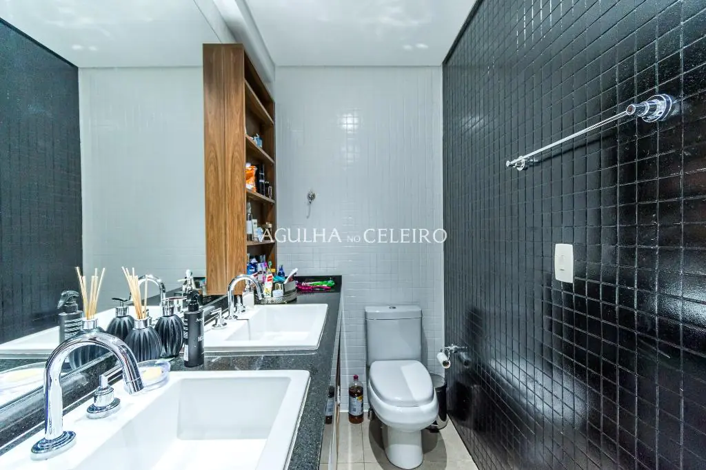 Cobertura mobiliada à venda na Vila Nova Conceição. – CO0786