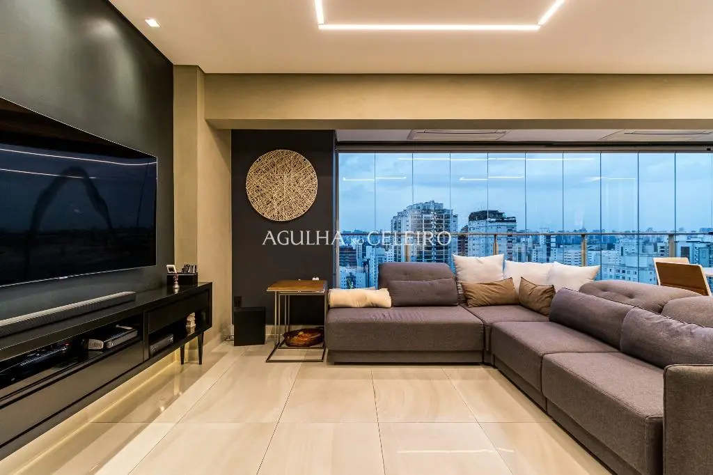 Cobertura mobiliada à venda na Vila Nova Conceição. – CO0786