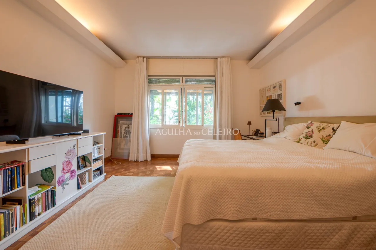 casa-a-venda-no-jardim-europa-com-integracao-perfeita-com-a-natureza-17394-18