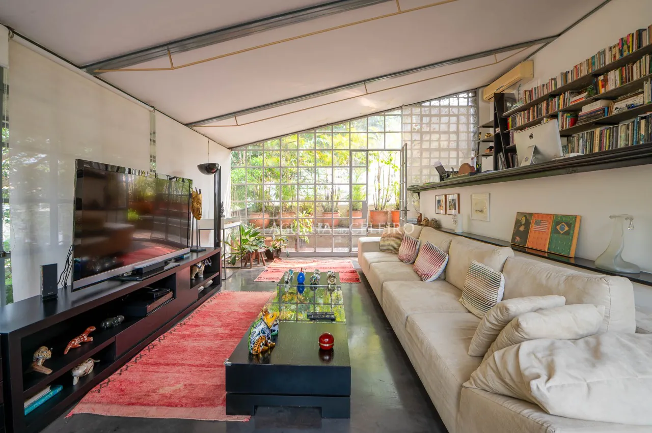 casa-a-venda-no-jardim-europa-com-integracao-perfeita-com-a-natureza-17394-22