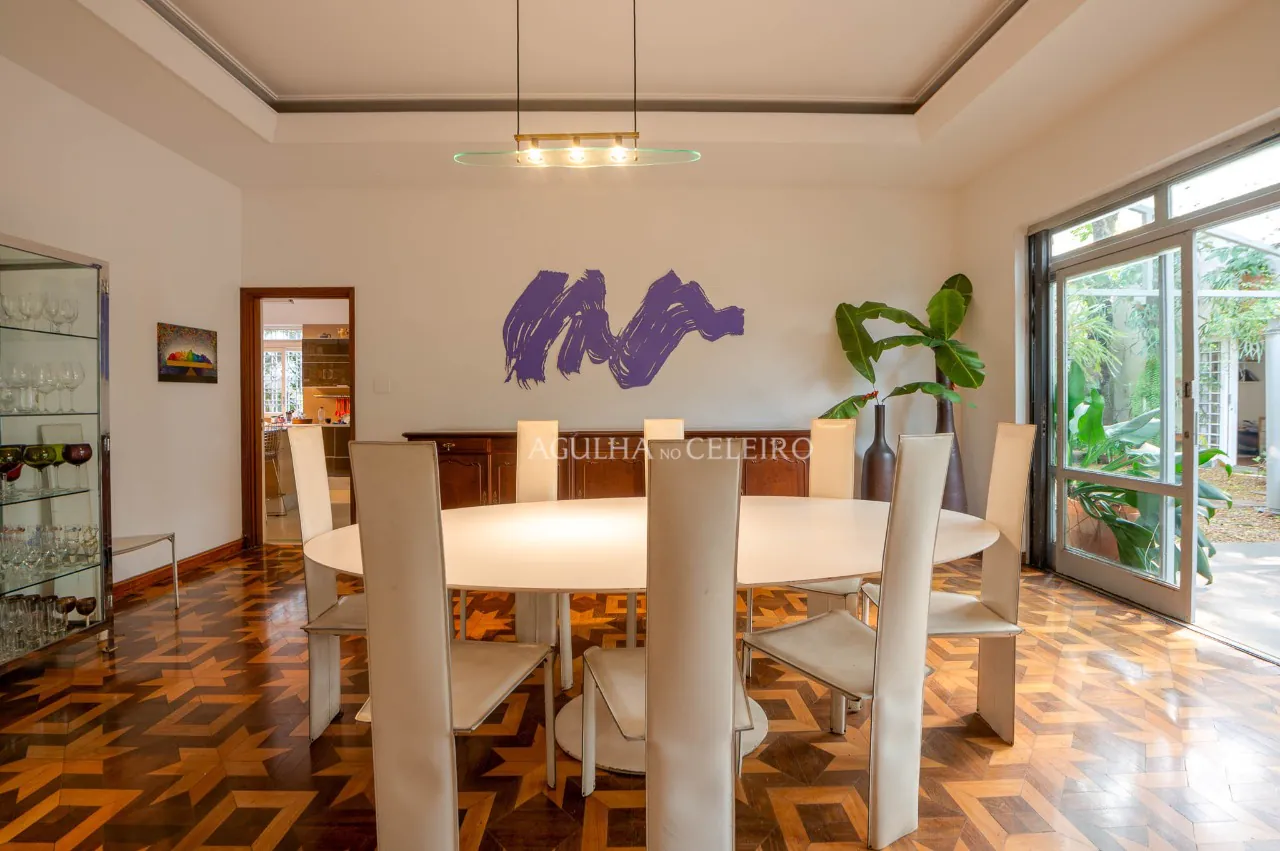 casa-a-venda-no-jardim-europa-com-integracao-perfeita-com-a-natureza-17394-8