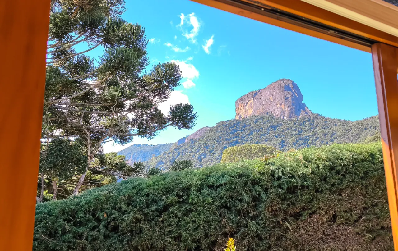 casa-com-projeto-super-charmoso-e-acolhedor-para-viver-dias-tranquilos-em-sao-bento-do-sapucai-17424-4