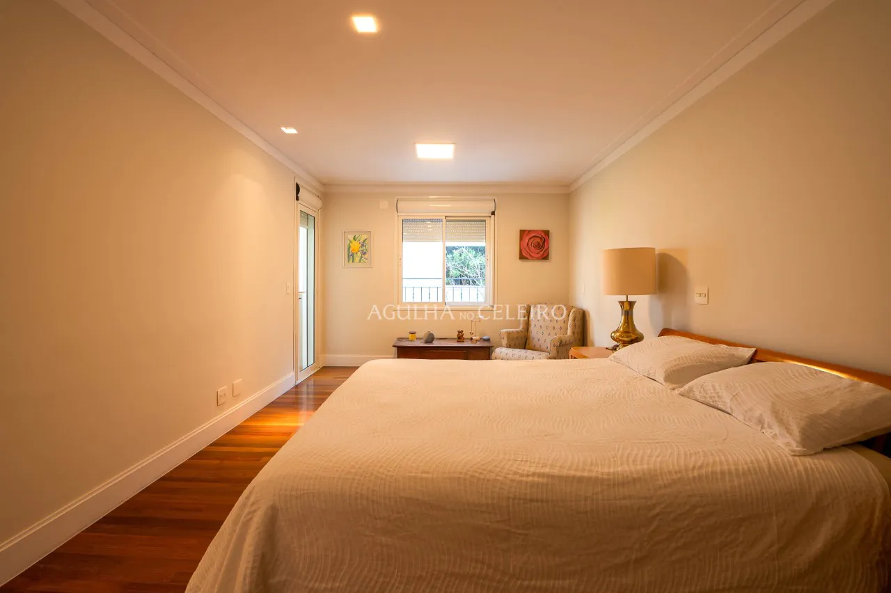 Linda casa em condomínio desejado – 17026