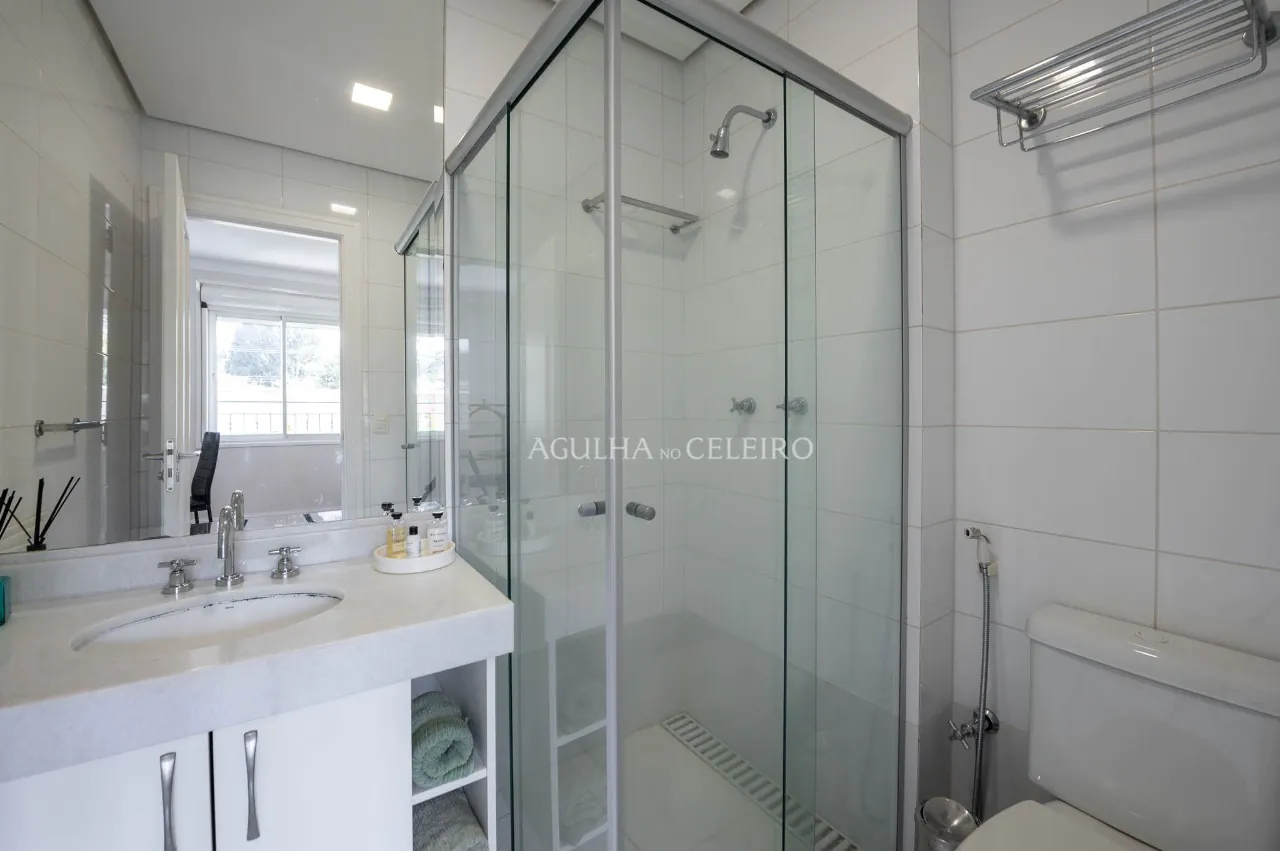 Linda casa em condomínio desejado – 17026