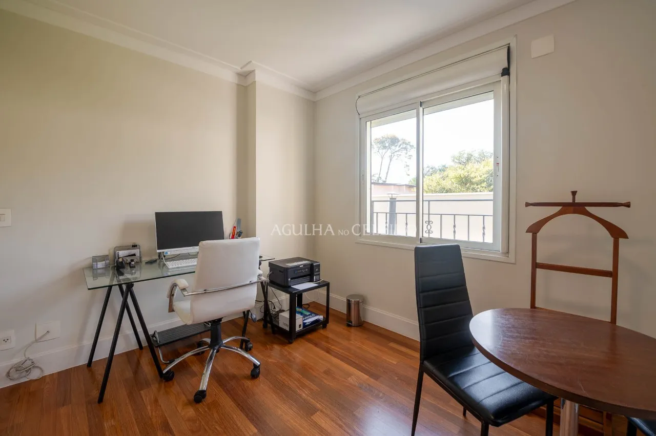 Linda casa em condomínio desejado – 17026