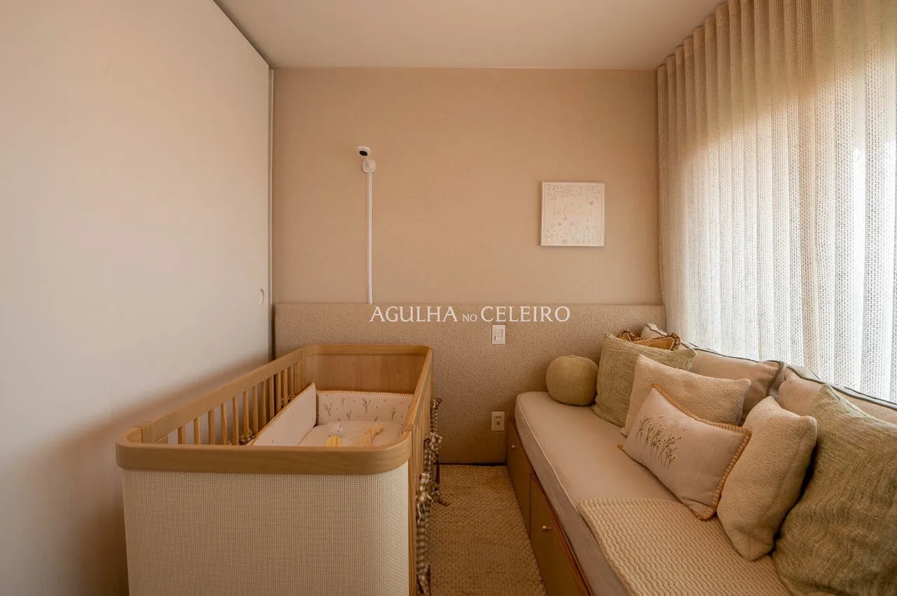 Cobertura super reformada, pronta para morar | Projeto de prédio assinado por João Armentano – 17078