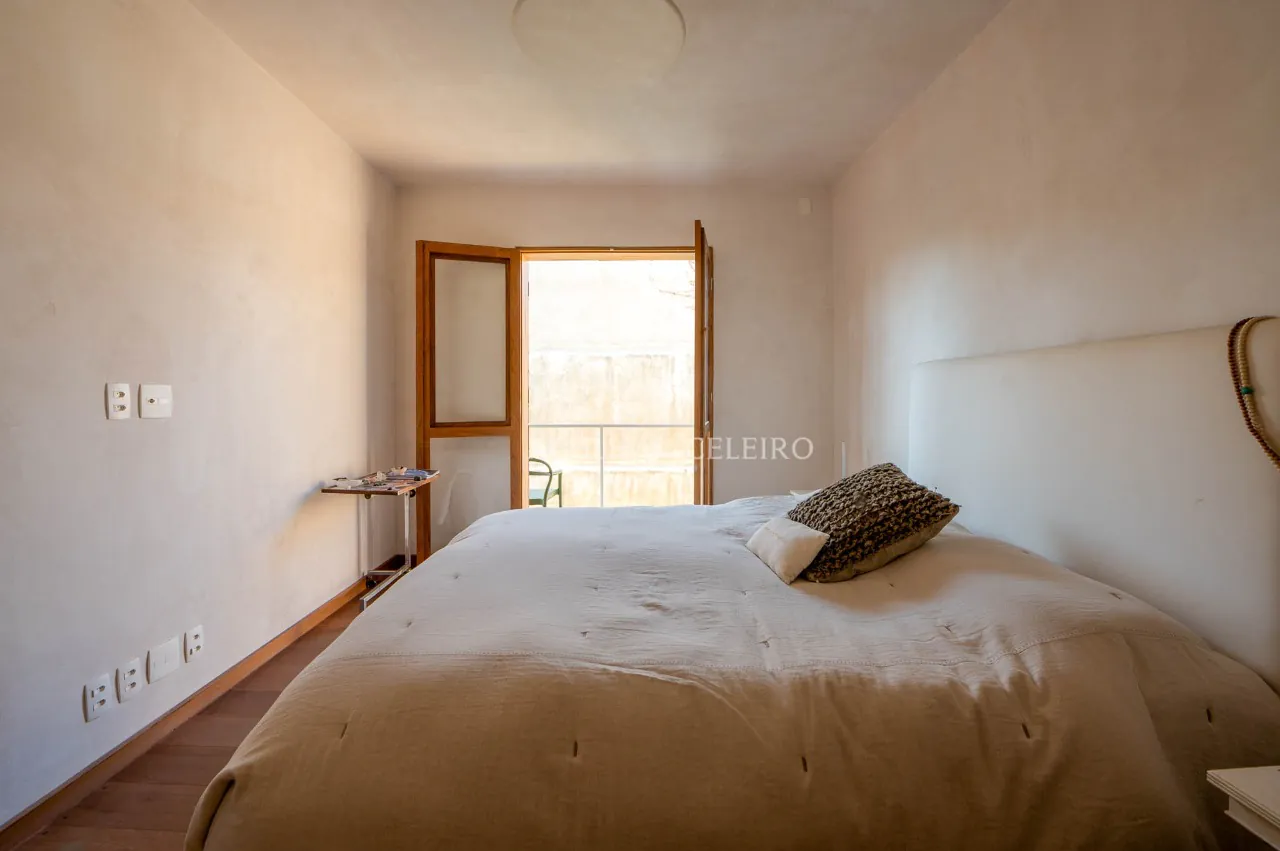 Casa com quintal à venda na Alto de Pinheiros – 17099